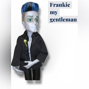 🌈MONSTER HIGH SLO MO Solomon Mortavitch doll “loves not dead doll” 2014